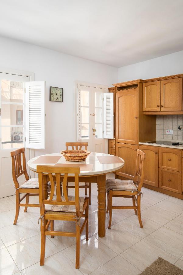 Modern 2Br Apartment Close To Sea, In The Heart Of Sliema Eksteriør bilde