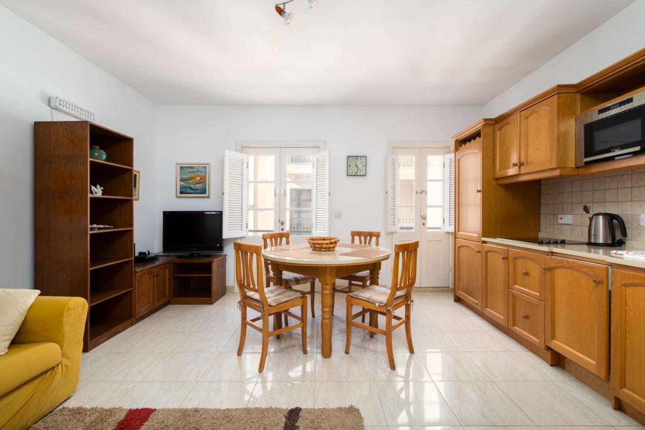 Modern 2Br Apartment Close To Sea, In The Heart Of Sliema Eksteriør bilde