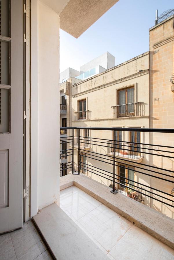 Modern 2Br Apartment Close To Sea, In The Heart Of Sliema Eksteriør bilde